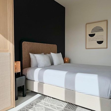 3 Room Luxury Design Apartment With Airconditioning, Close To Gent St-Pieters Station Gante Exterior foto