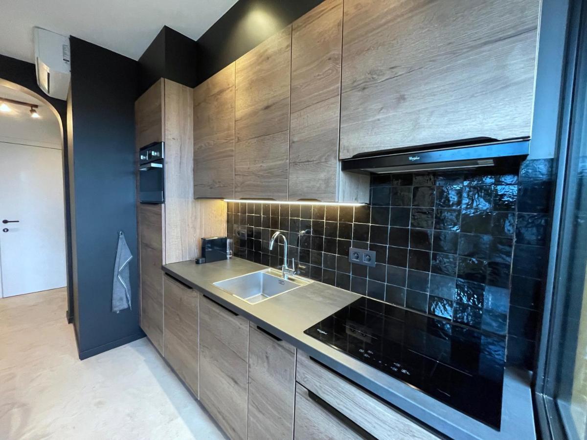 3 Room Luxury Design Apartment With Airconditioning, Close To Gent St-Pieters Station Gante Exterior foto