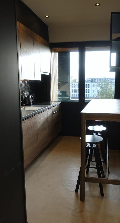 3 Room Luxury Design Apartment With Airconditioning, Close To Gent St-Pieters Station Gante Exterior foto