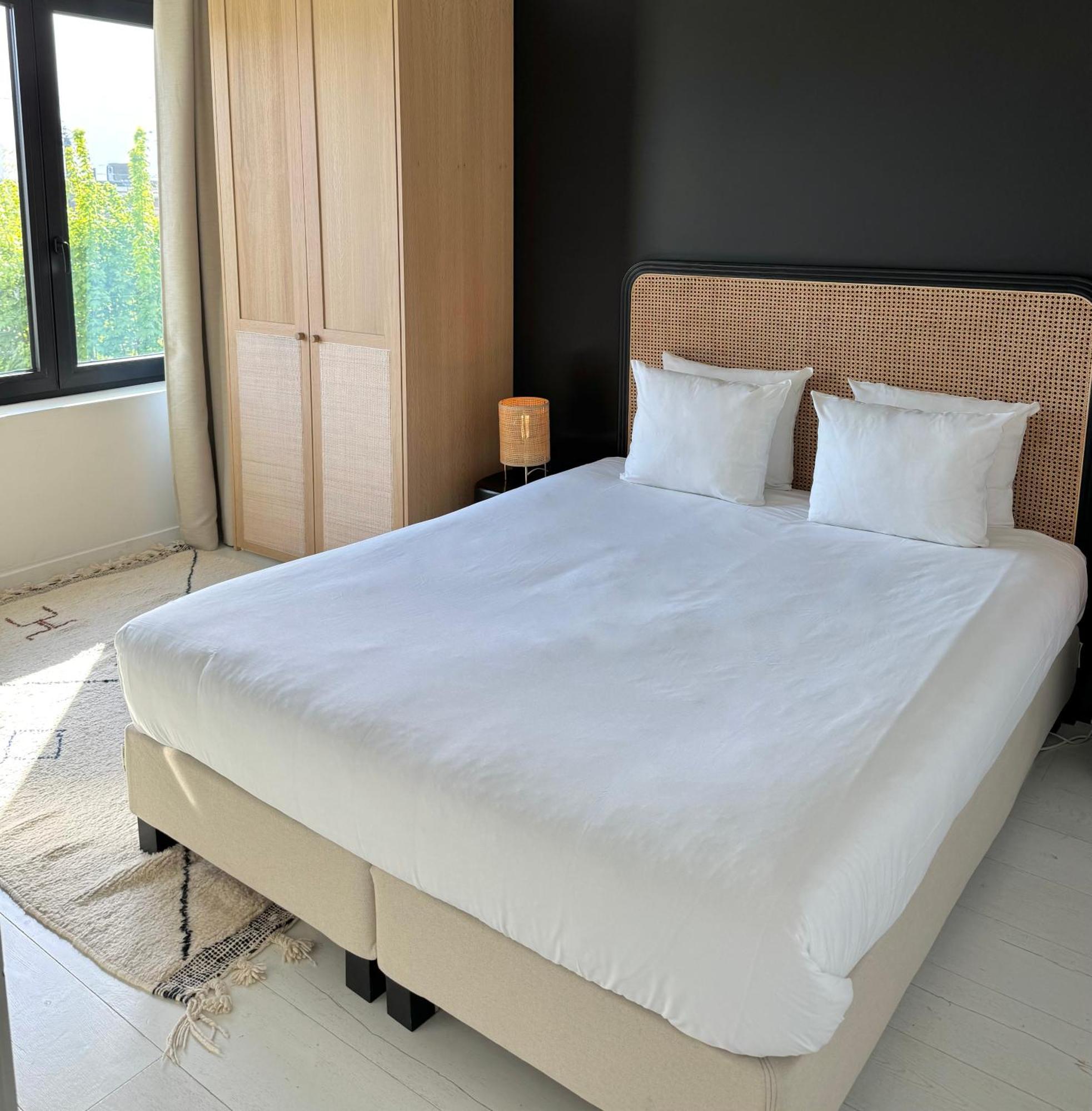 3 Room Luxury Design Apartment With Airconditioning, Close To Gent St-Pieters Station Gante Exterior foto